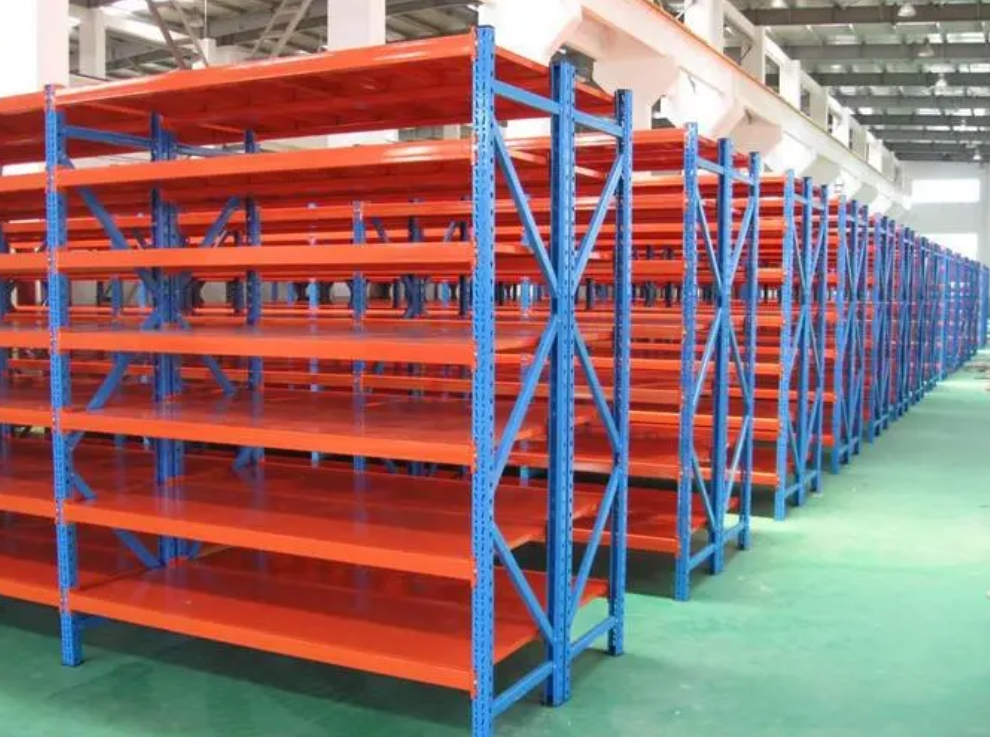 中型倉儲貨架安裝成品